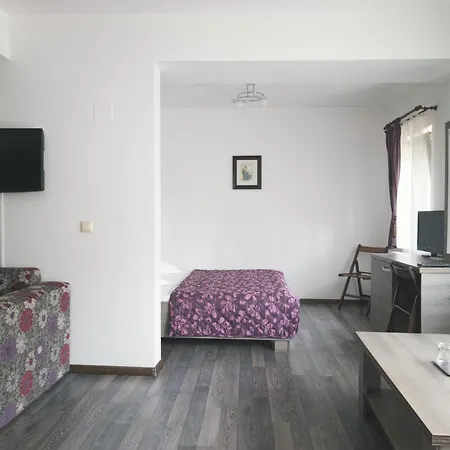 Eden Maison 3*